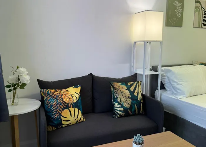 Posh Executive Studio London
